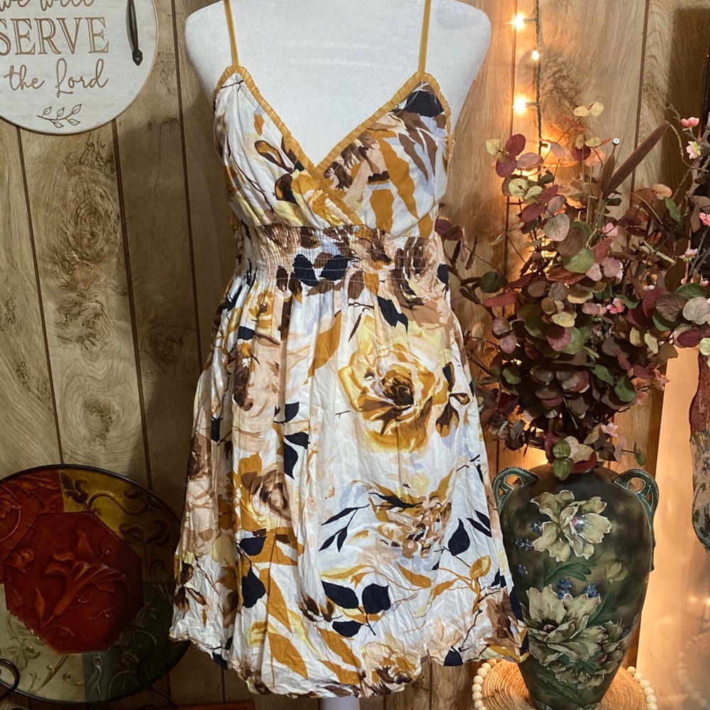 Speed Control Floral Mini Dress in Cream and Brown